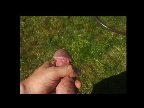❤️ Hot hottie får den rosa fitten hennes knullet og kommer med en sprut i en sommerhage ❤️ Russisk porno ved no.hentaisea-com.ru ❌️❤