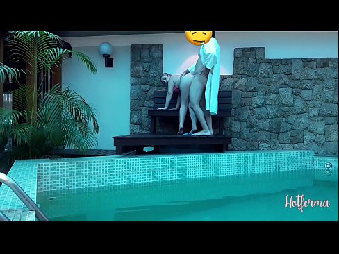 ❤️ Sjef inviterer hushjelp til bassenget, men kunne ikke motstå en varm ❤️ Russisk porno ved no.hentaisea-com.ru ❌️❤