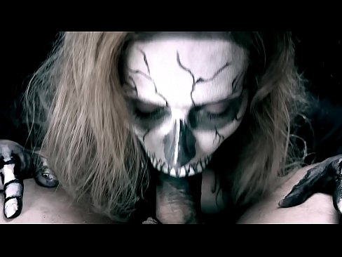 ❤️ Demon jente suger kuk med sin svarte munn og svelger cum. ❤️ Russisk porno ved no.hentaisea-com.ru ❌️❤