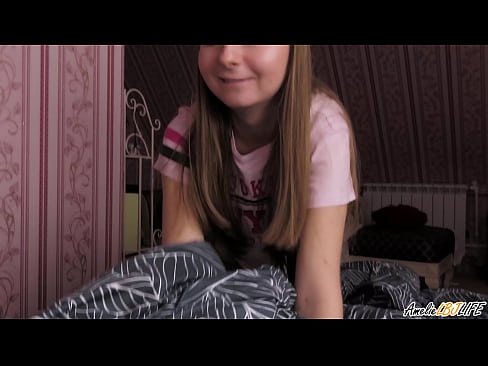❤️ Blondie suger BFF's dypt og får sperm i munnen ❤️ Russisk porno ved no.hentaisea-com.ru ❌️❤